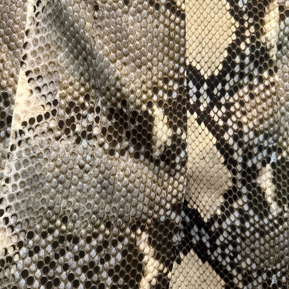 ERDEM Ari snake printed pencil skirt w/ blue lace panel, silk lining - US 8 - Picture 9 of 15